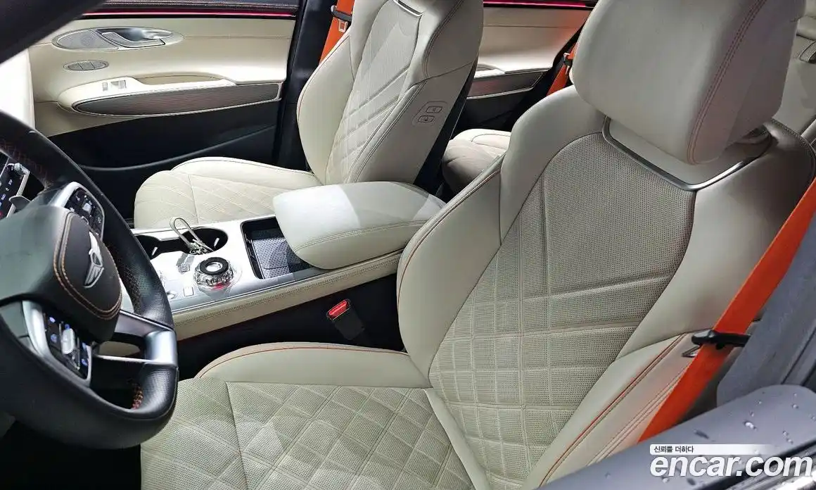 Genesis GV70 2024 2.5 гидро, фото 26