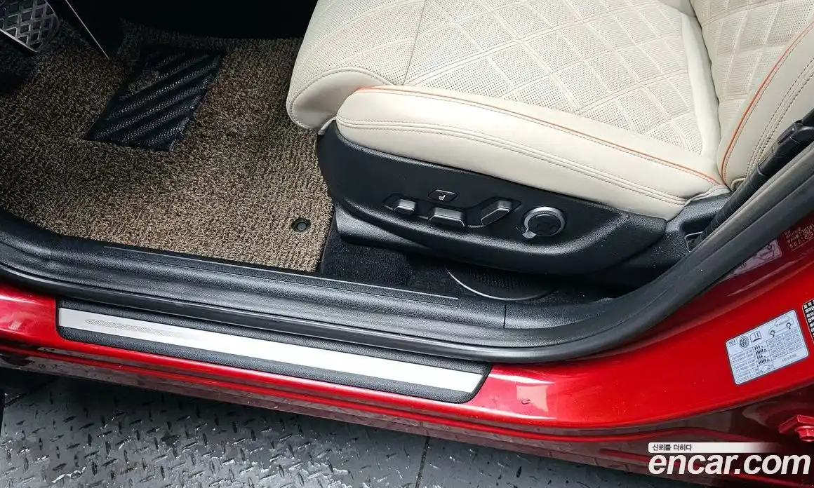 Genesis GV70 2024 2.5 гидро, фото 29