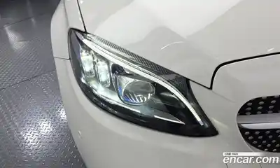 Mercedes-Benz C-Class 2021 2.0 гидро в Москве № 1403412, миниатюра 8