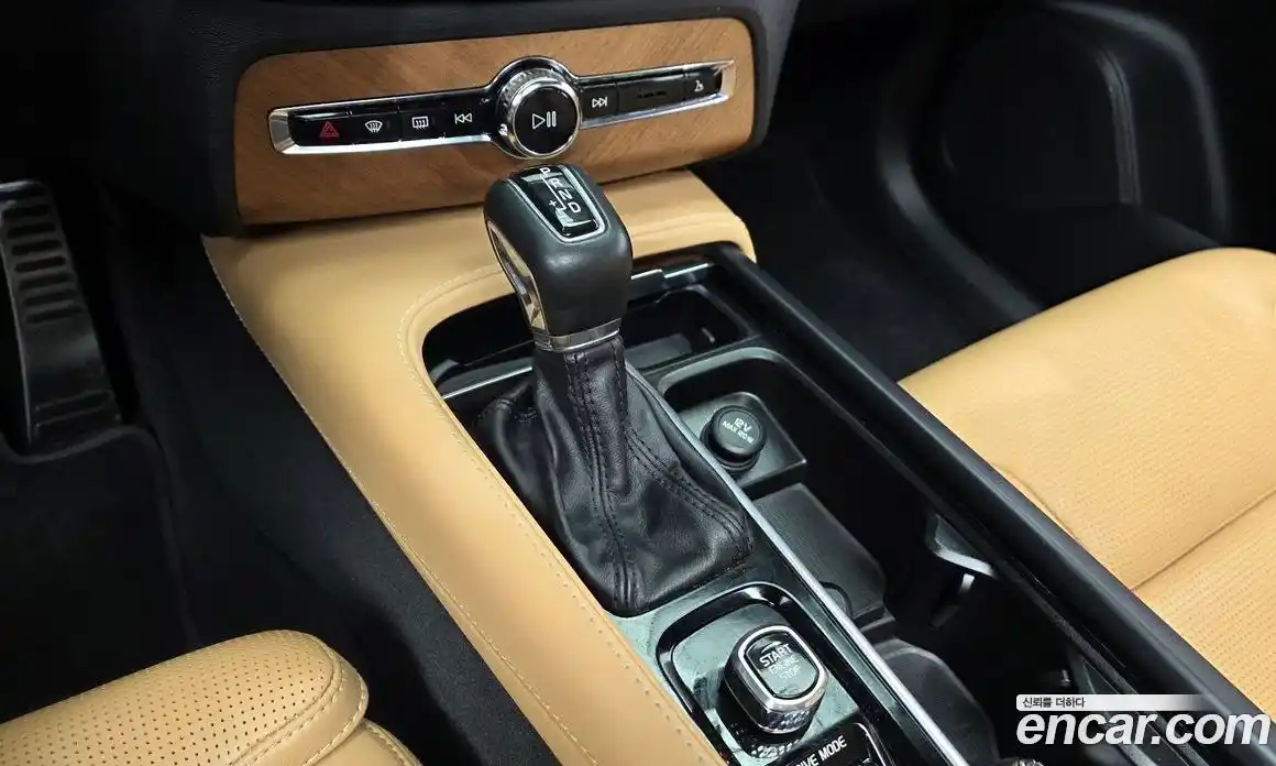 Volvo XC90 2018 2.0 гидро в Москве № 1404603, фото 12