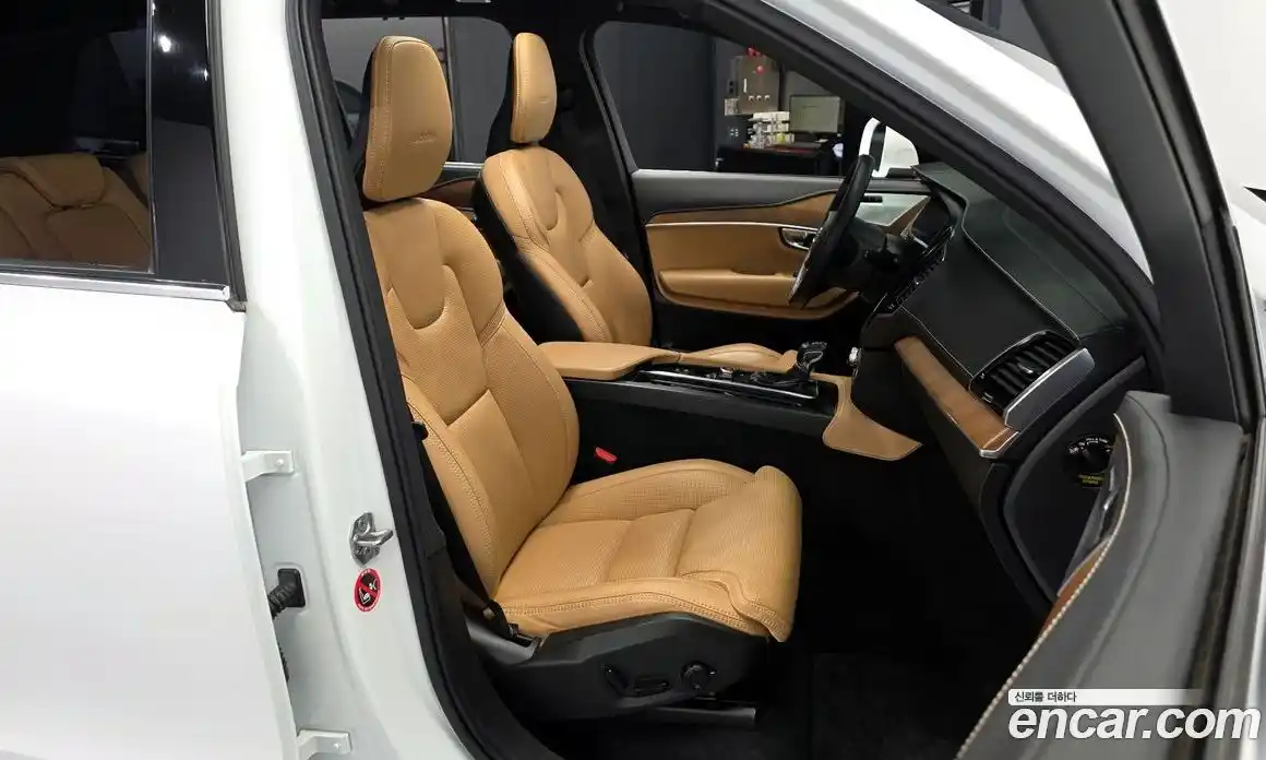 Volvo XC90 2018 2.0 гидро в Москве № 1404603, фото 16