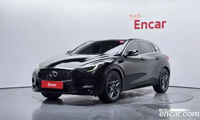 Infiniti Q30, 2017