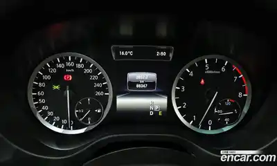 Infiniti Q30 2017 2.0 гидро в Москве № 1405486, миниатюра 11