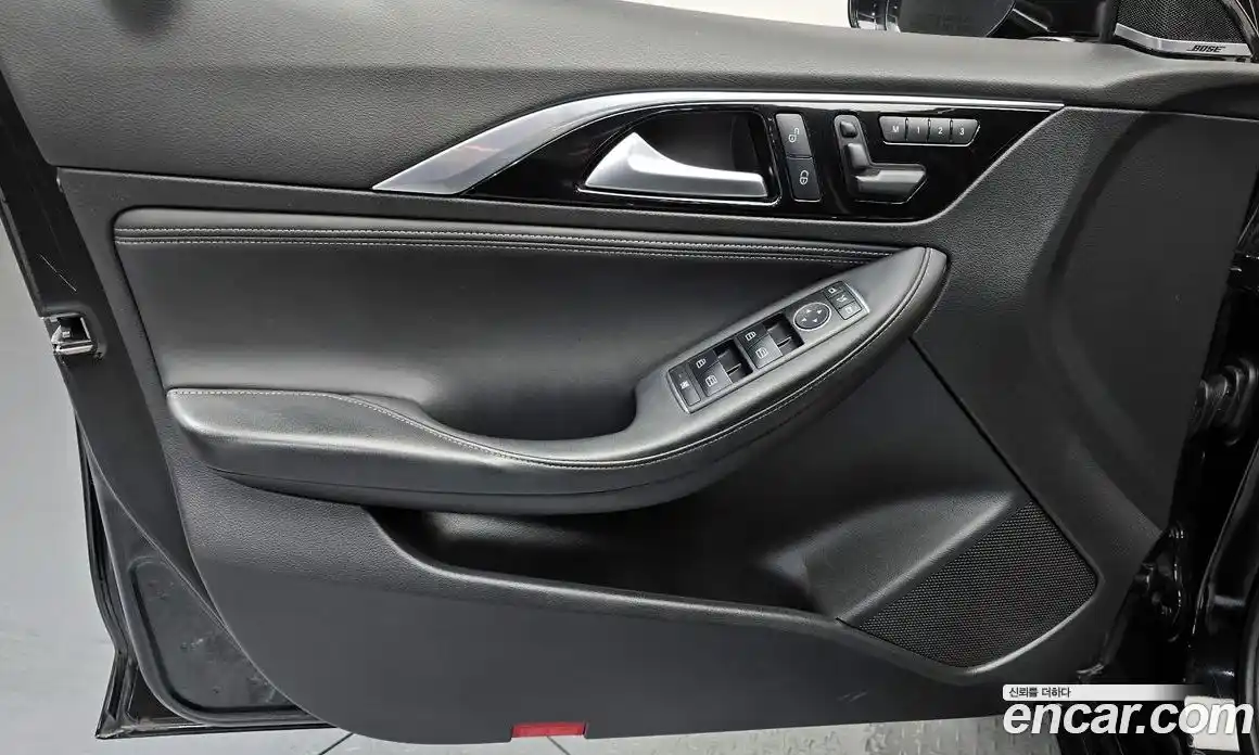 Infiniti Q30 2017 2.0 гидро в Москве № 1405486, фото 14