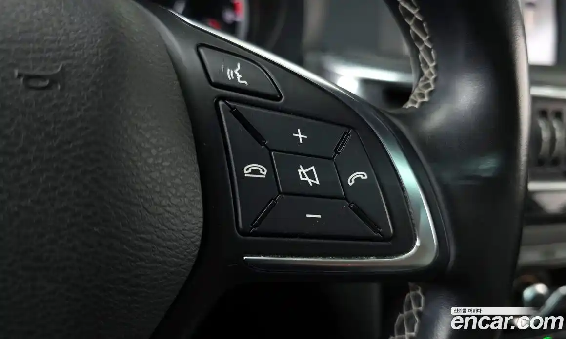 Infiniti Q30 2017 2.0 гидро в Москве № 1405486, фото 30