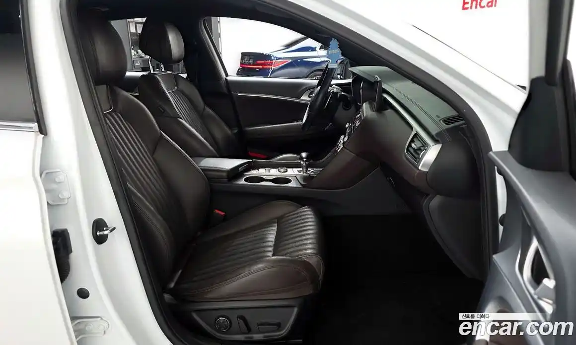 Genesis G70 2021 2.0 гидро в Москве, фото 16