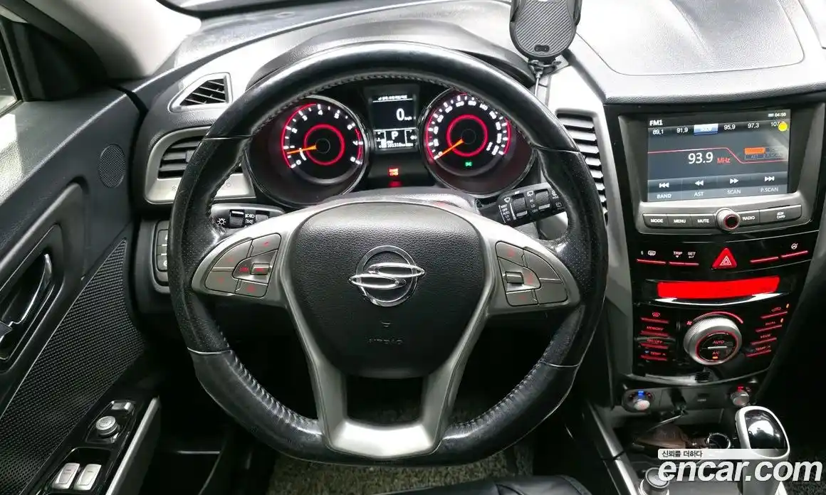 SsangYong TIBOLI 2015 1.6 гидро в Москве № 1418956, фото 19