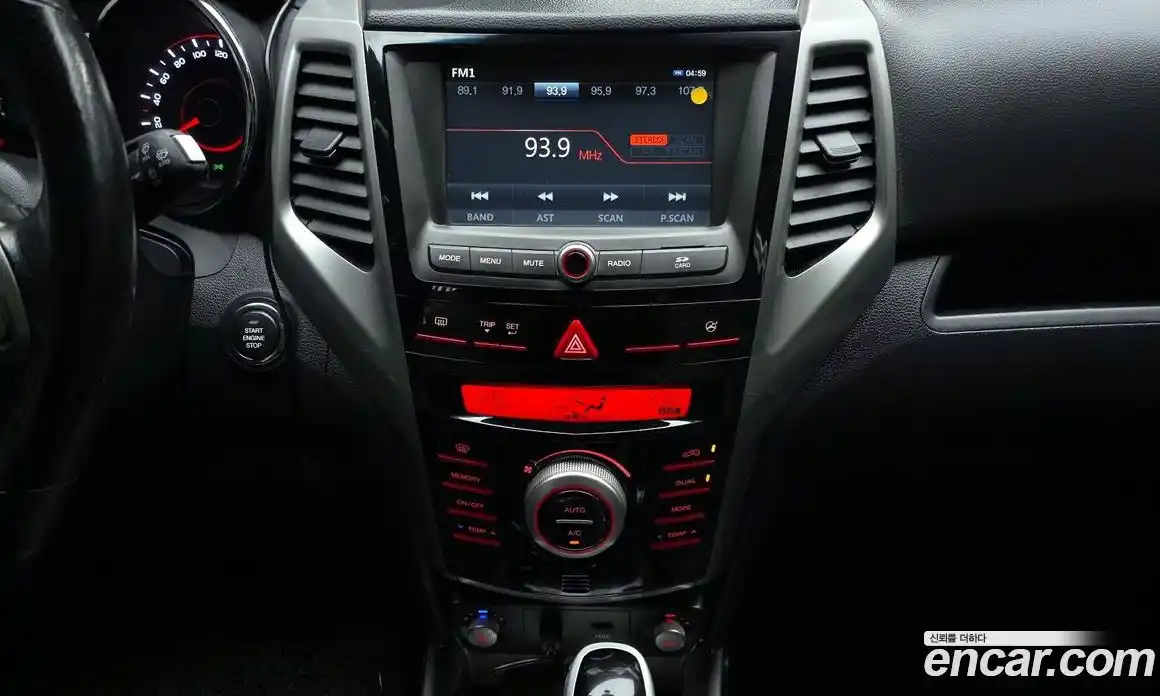 SsangYong TIBOLI 2015 1.6 гидро в Москве № 1418956, фото 20