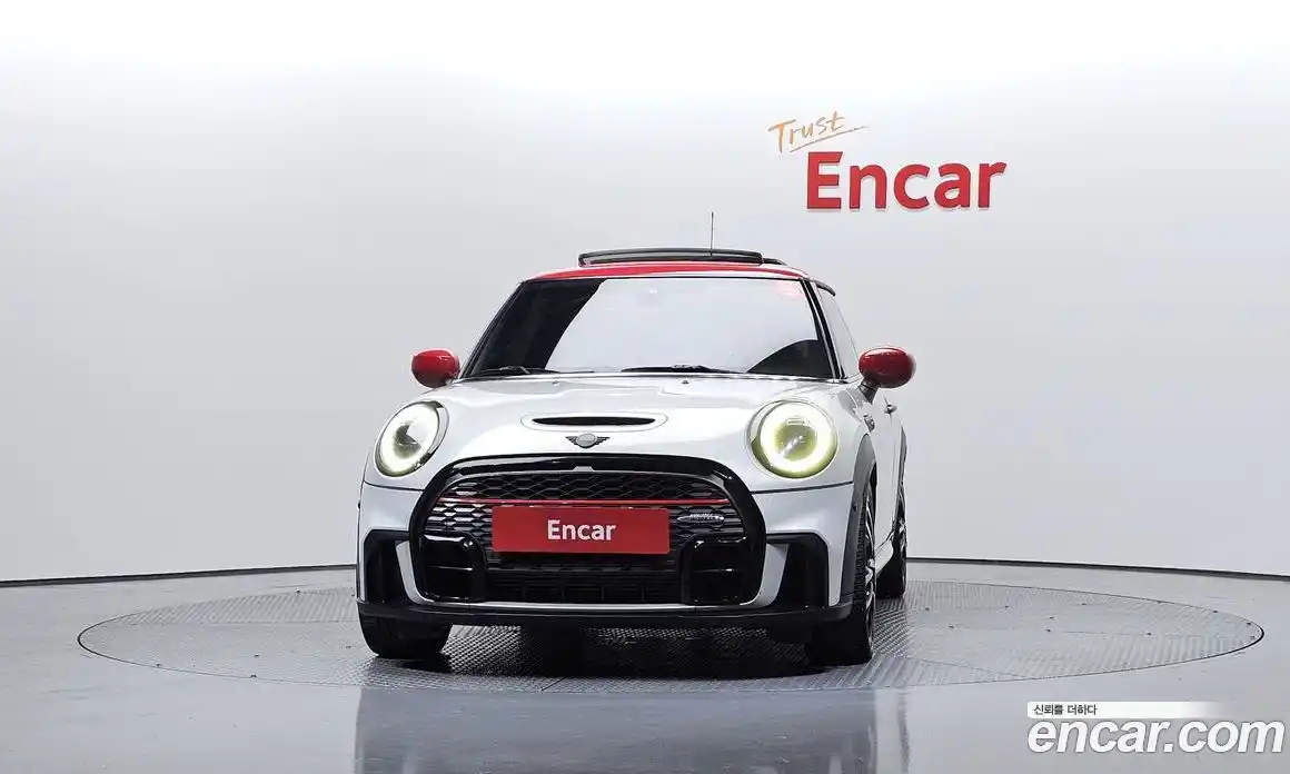 Mini Cooper 2021 2.0 гидро в Москве № 1423716, фото 3