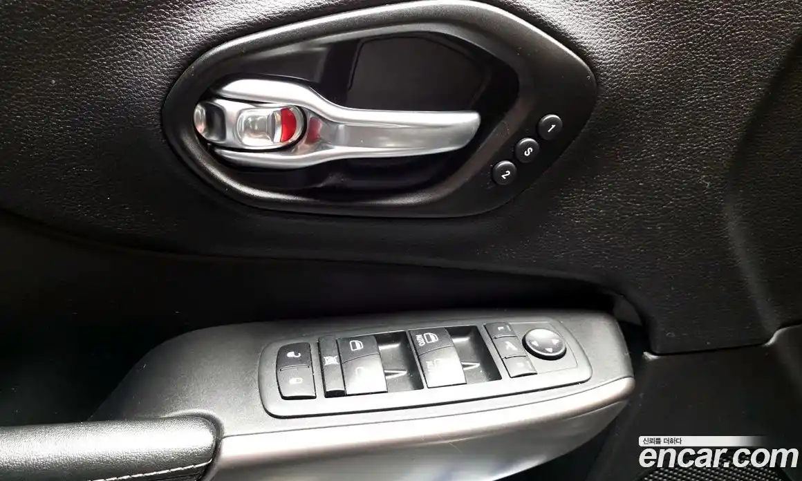 Jeep Cherokee 2021 2.4 гидро в Москве № 1424363, фото 28
