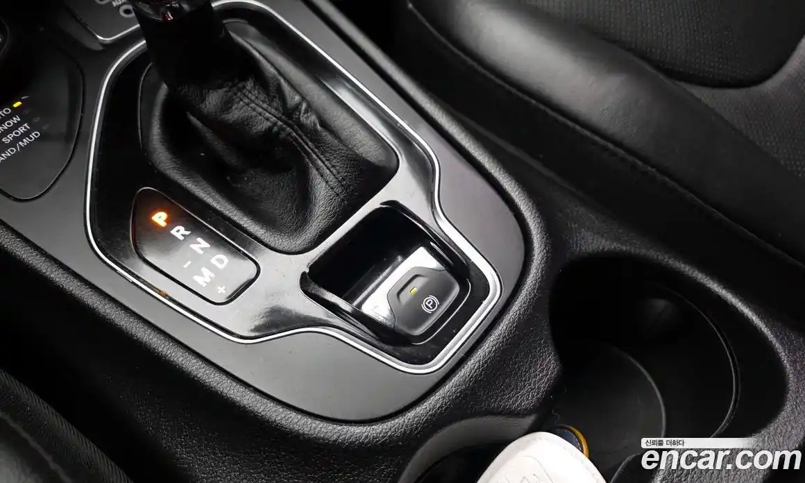 Jeep Cherokee 2021 2.4 гидро в Москве № 1424363, фото 33