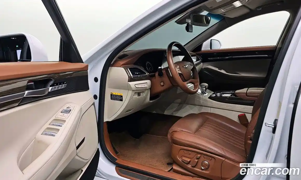 Genesis G90 2019 3.3 гидро в Москве, фото 13