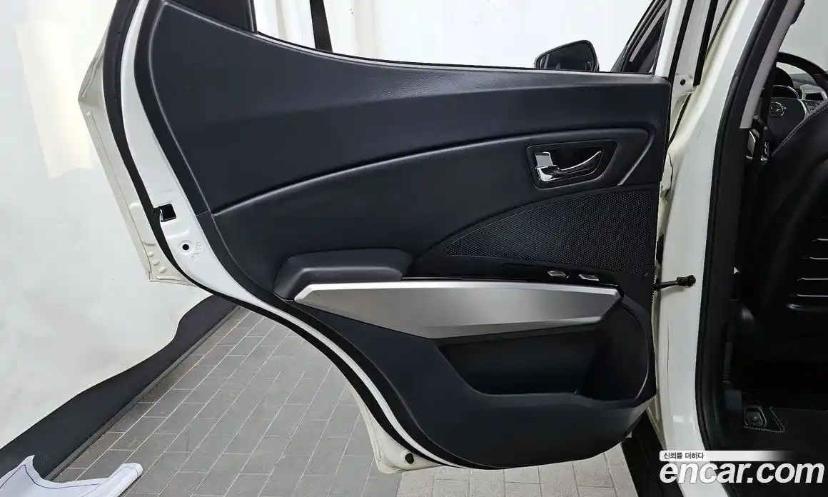 SsangYong TIBOLI 2015 1.6 гидро в Москве, фото 15