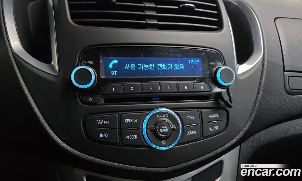 Chevrolet Trax 2015 1.6 гидро в Москве № 1542349, фото 23