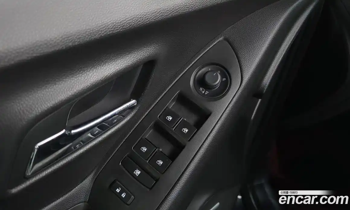 Chevrolet Trax 2015 1.6 гидро в Москве № 1542349, фото 27