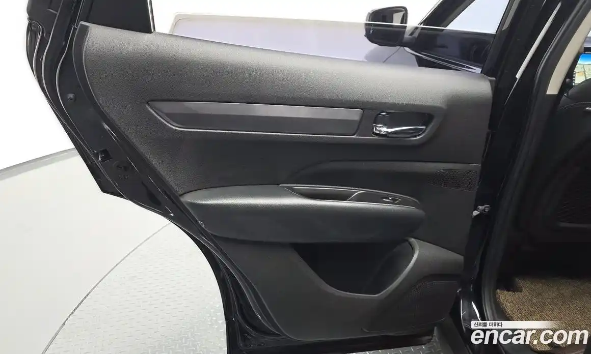 Renault QM6 2017 2.0 гидро в Москве № 1543233, фото 15