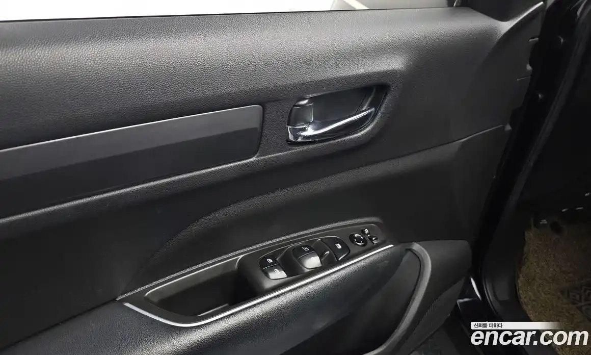 Renault QM6 2017 2.0 гидро в Москве № 1543233, фото 31