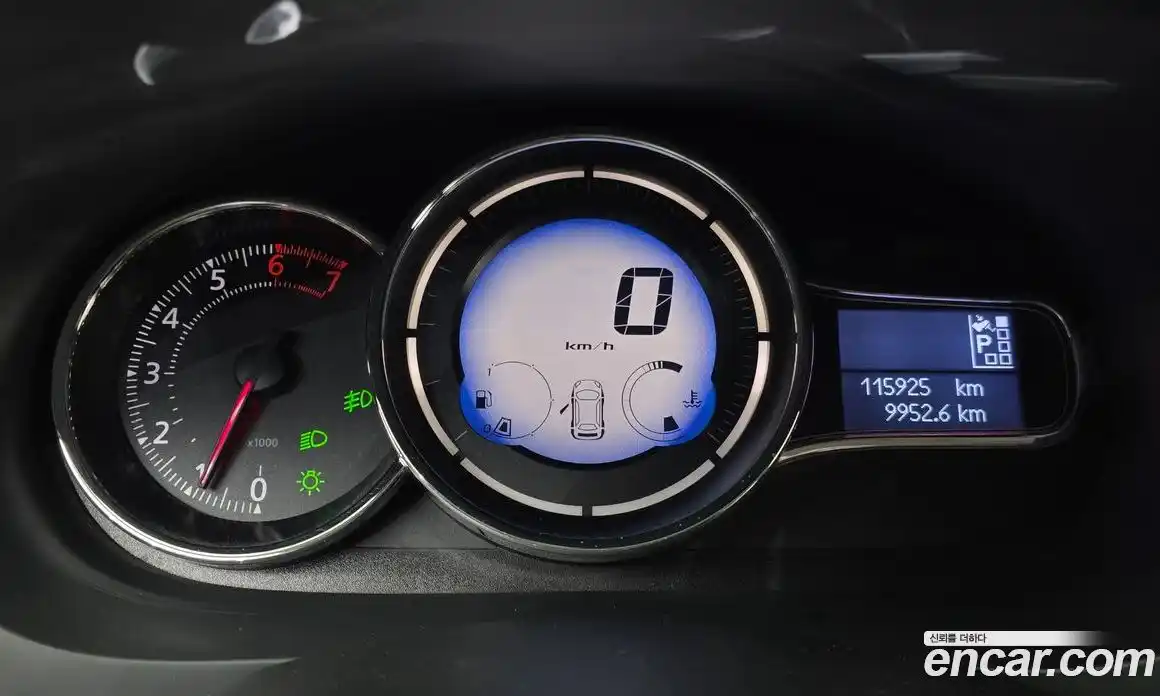 Renault SM3 2012 1.6 гидро в Москве № 1543343, фото 11