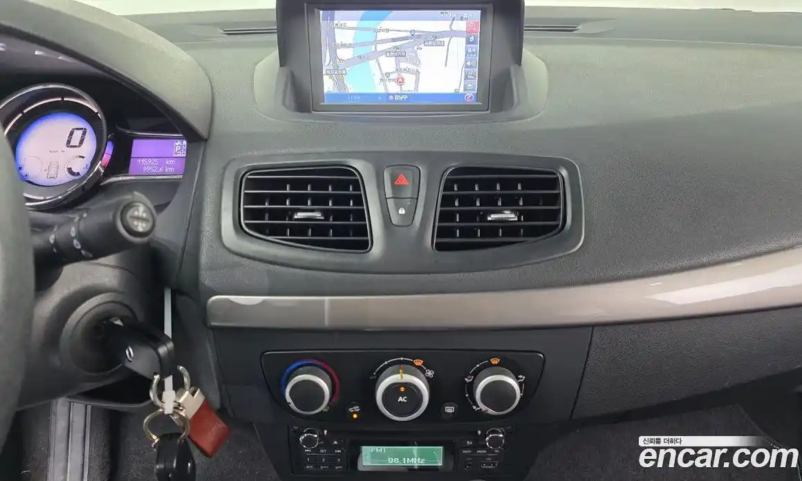 Renault SM3 2012 1.6 гидро в Москве № 1543343, фото 20