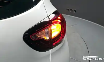 Renault QM3 2019 1.5 гидро в Москве № 1543504, миниатюра 9
