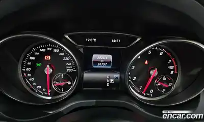 Mercedes-Benz GLA-Class 2019 2.0 гидро в Москве № 1544888, миниатюра 11