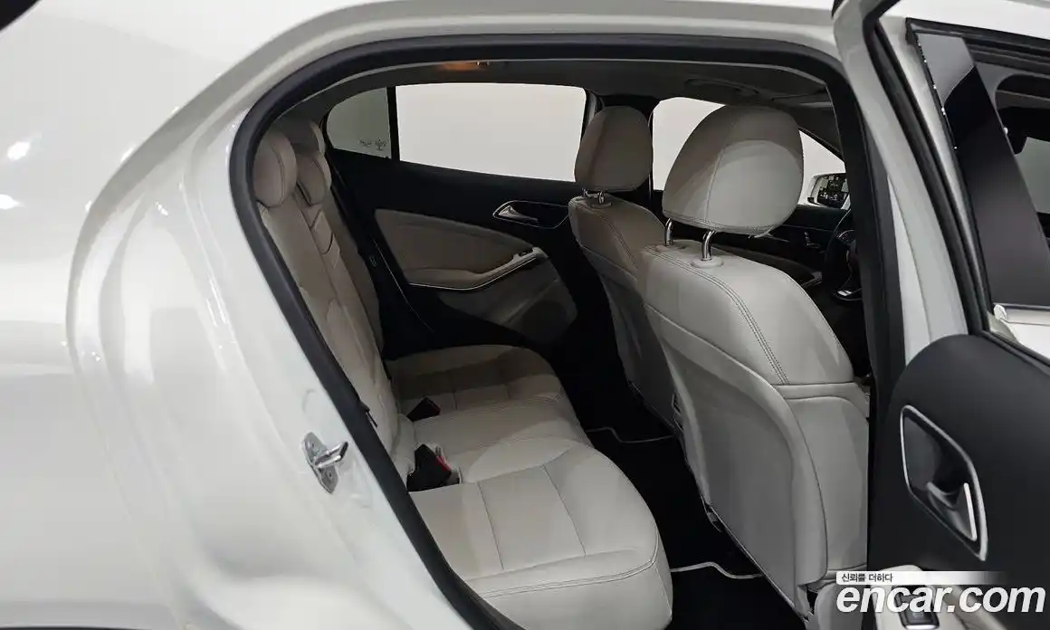 Mercedes-Benz GLA-Class 2019 2.0 гидро в Москве № 1544888, фото 17