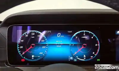 Mercedes-Benz E-Class 2021 1.9 гидро в Москве № 1545604, миниатюра 11