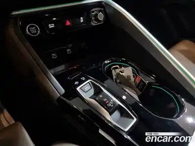 Audi Q5 2025 2.0 гидро в Москве № 1546560, миниатюра 9