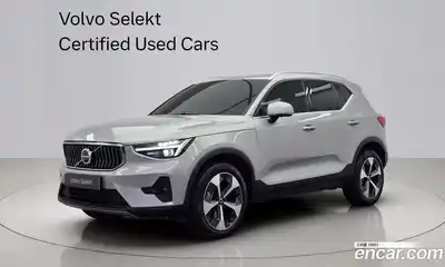 Volvo XC40, 2024