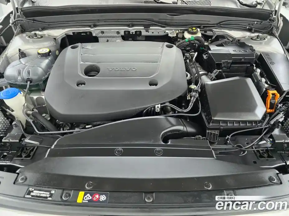Volvo XC40 2024 2.0 гидро в Москве № 1547037, фото 6