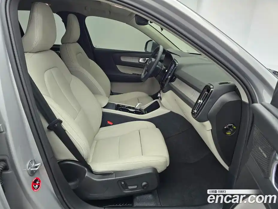 Volvo XC40 2024 2.0 гидро в Москве № 1547037, фото 10