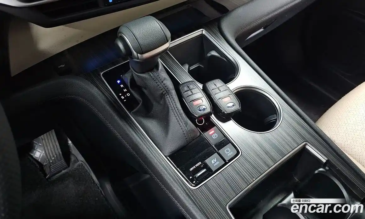 Toyota Sienna 2023 2.5 гидро в Москве № 1550022, фото 12