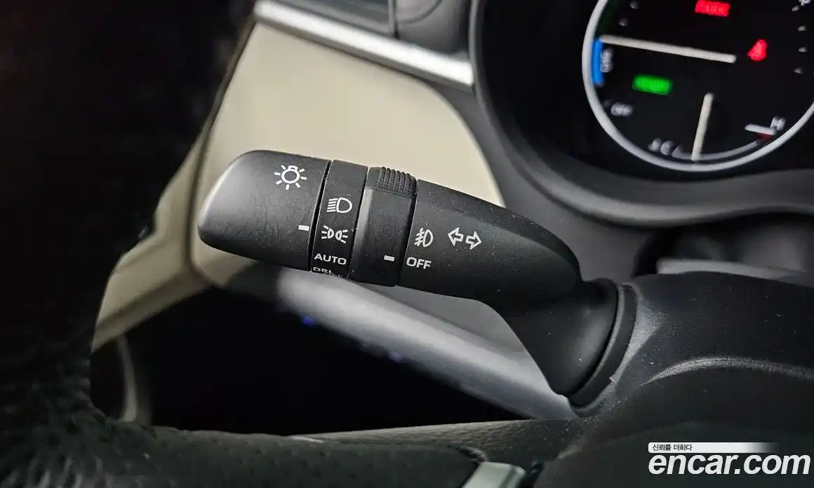 Toyota Sienna 2023 2.5 гидро в Москве № 1550022, фото 29