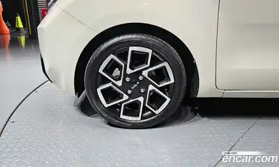 Kia Ray 2023 1.0 гидро в Москве № 1611517, миниатюра 5