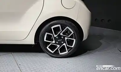 Kia Ray 2023 1.0 гидро в Москве № 1611517, миниатюра 7
