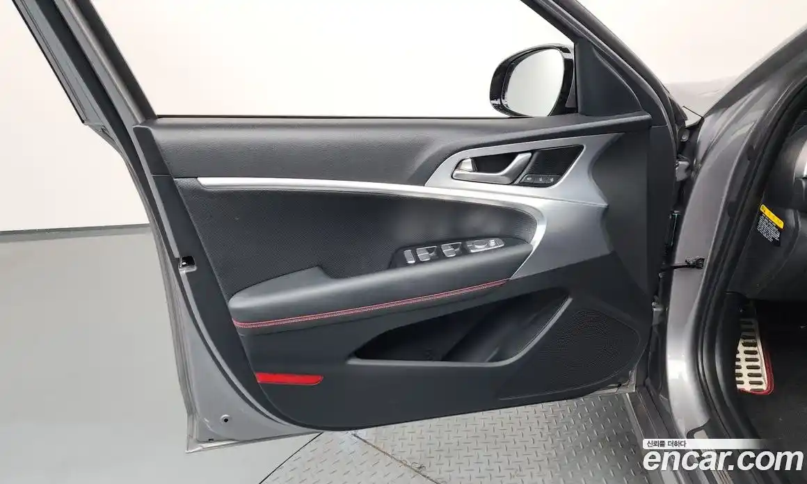 Genesis G70 2019 2.0 гидро в Москве № 1612267, фото 14