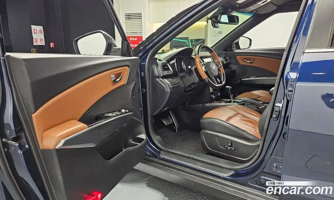 SsangYong TIBOLI 2017 1.6 гидро в Москве № 1613128, фото 13
