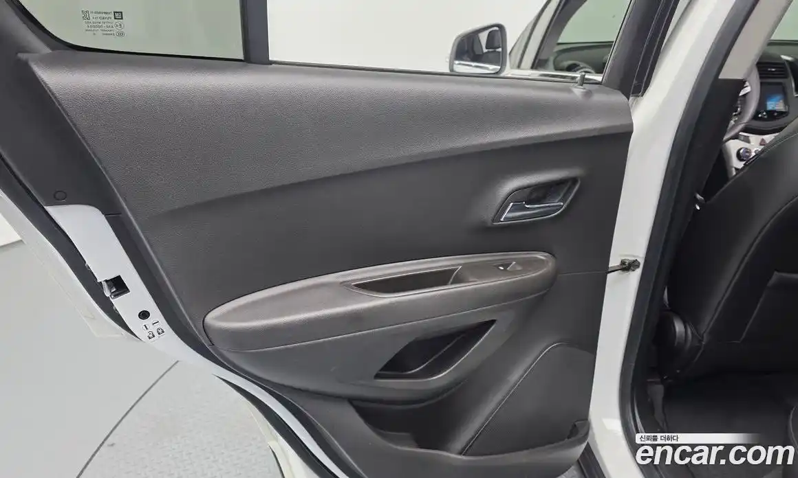 Chevrolet Trax 2015 1.4 гидро в Москве № 1614231, фото 15