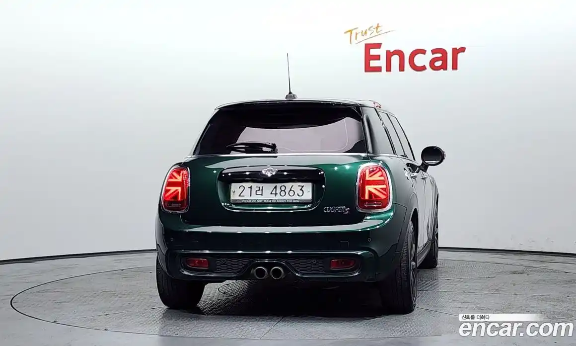Mini Cooper 2018 2.0 гидро в Москве № 1621703, фото 4