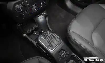 Jeep Renegade 2023 1.3 гидро в Москве № 1623746, миниатюра 12