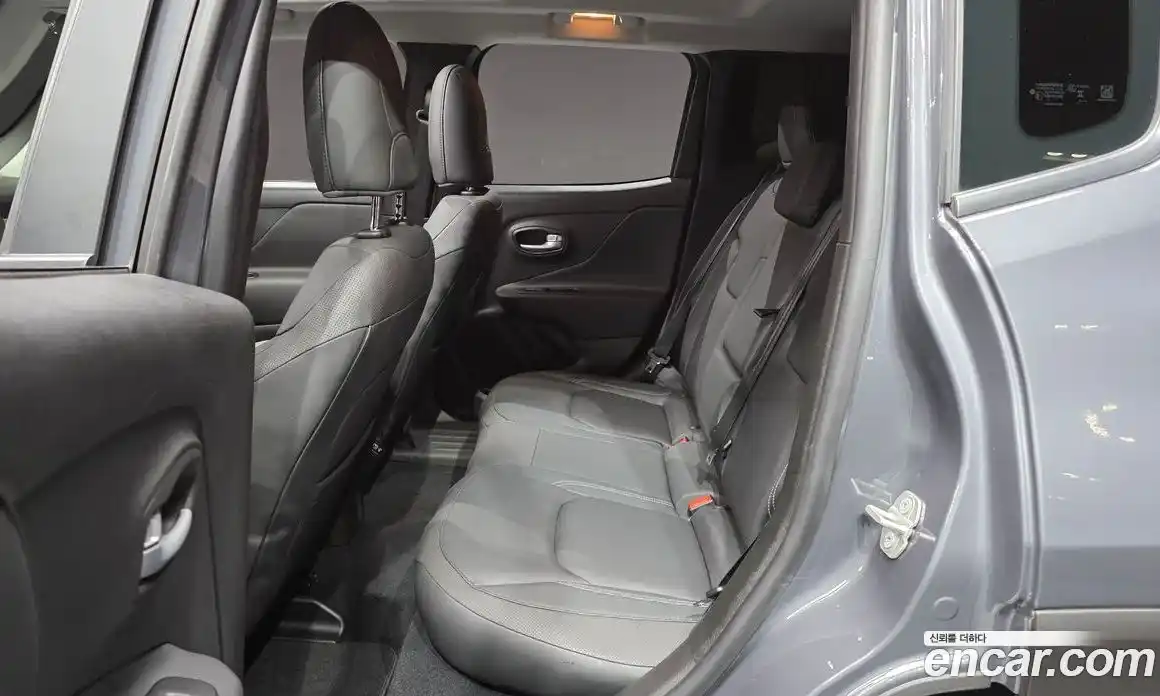 Jeep Renegade 2023 1.3 гидро в Москве № 1623746, фото 18
