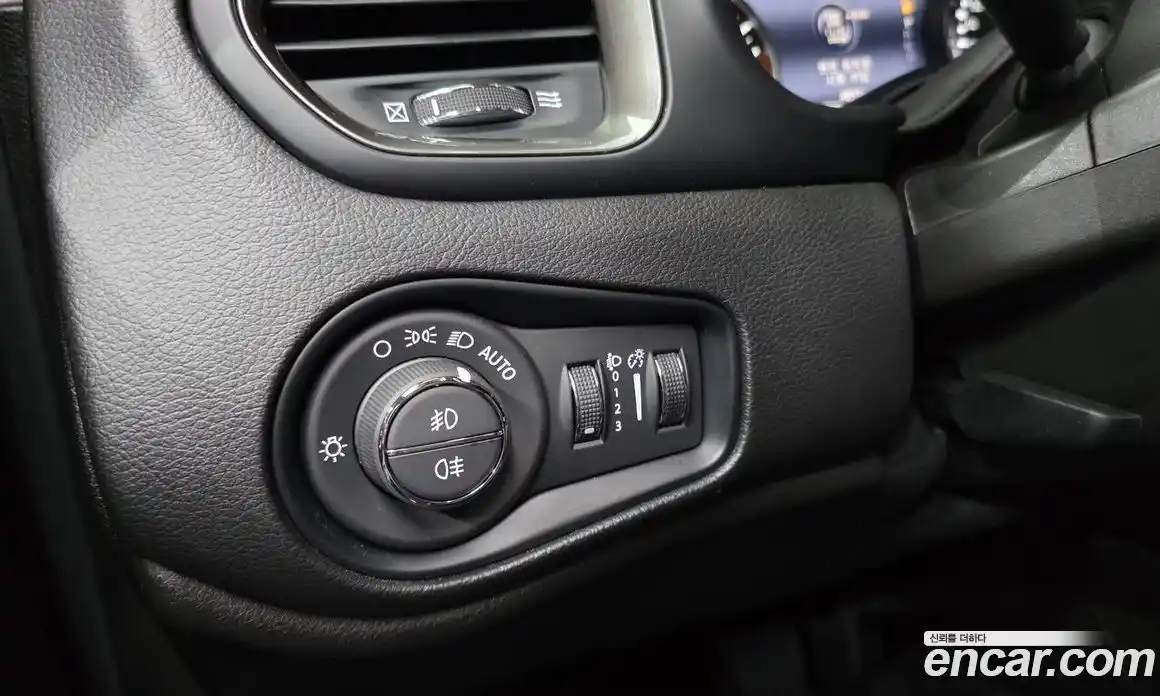 Jeep Renegade 2023 1.3 гидро в Москве № 1623746, фото 23