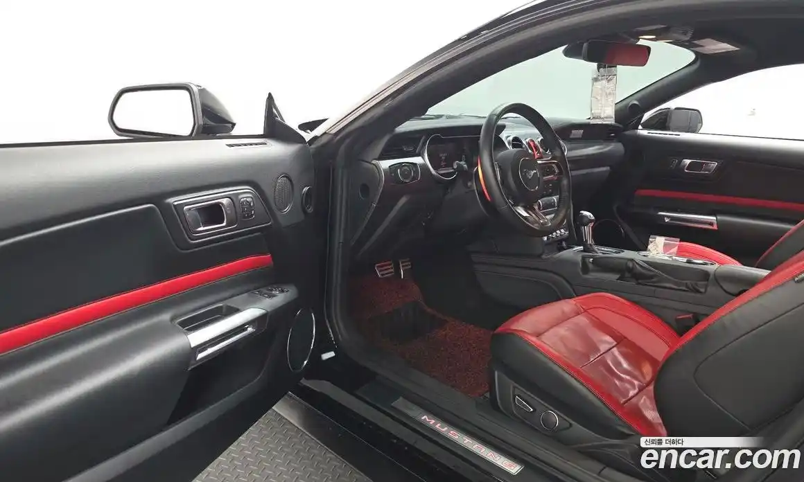 Ford Mustang 2019 2.3 гидро в Москве № 1624910, фото 13