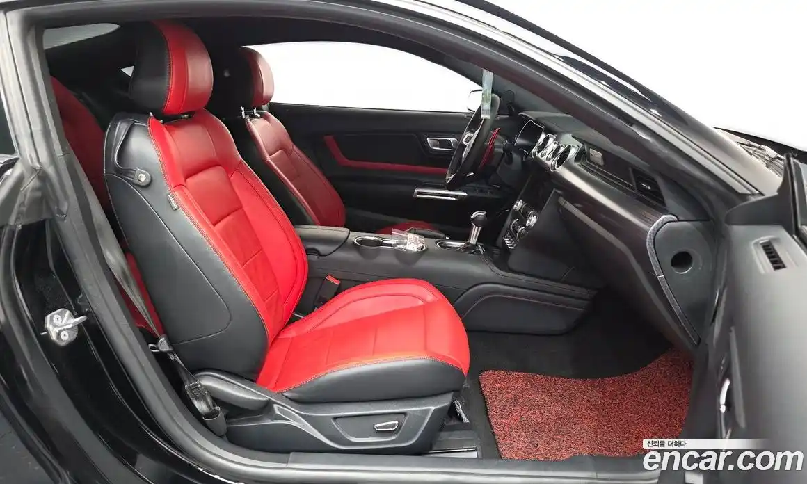 Ford Mustang 2019 2.3 гидро в Москве № 1624910, фото 16