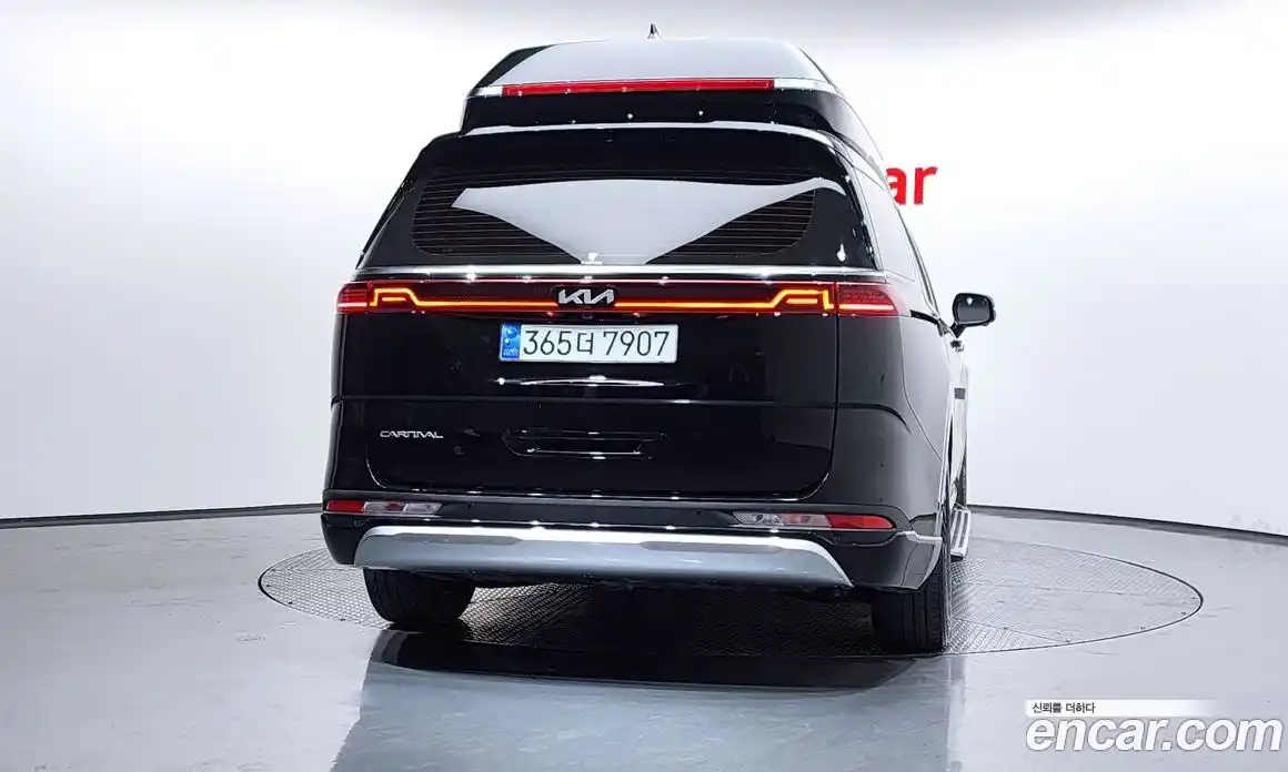 Kia Canival 2023 3.5 гидро в Москве № 1685002, фото 4
