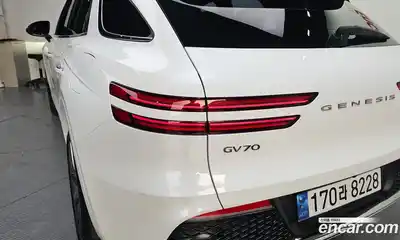 Genesis GV70 2022 2.5 гидро в Москве № 1685262, миниатюра 9