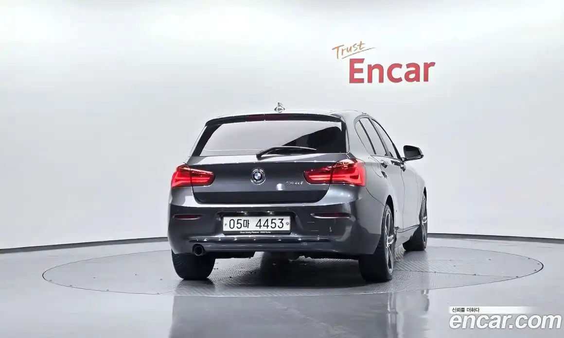 BMW 1-Series 2017 2.0 гидро в Москве № 1685405, фото 3