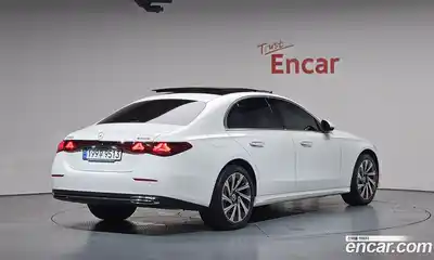 Mercedes-Benz E-Class 2024 2.0 гидро в Москве № 1689994, миниатюра 2