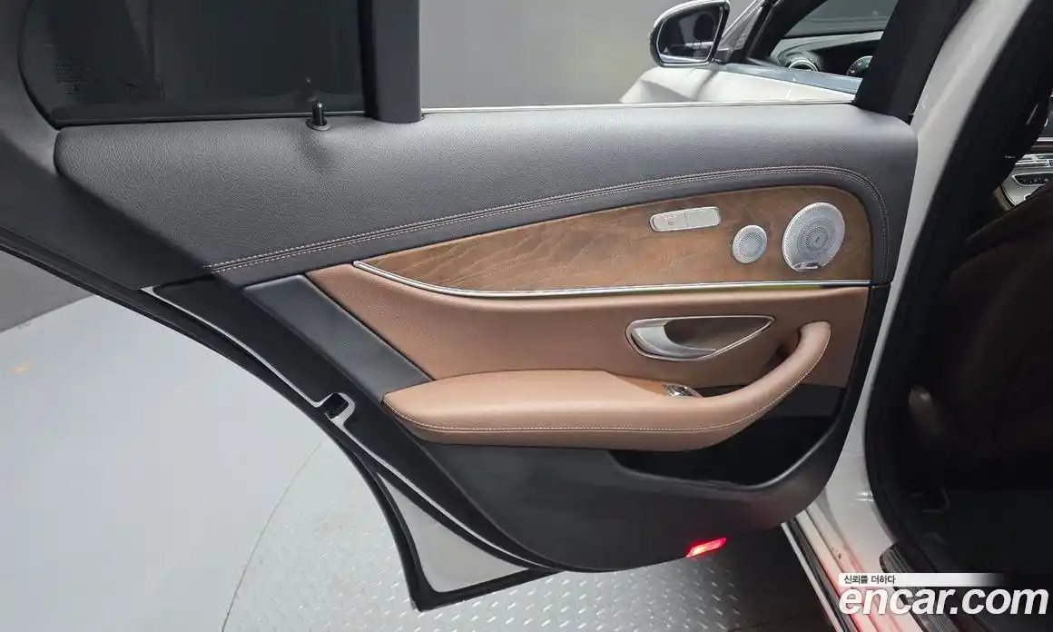 Mercedes-Benz E-Class 2021 2.0 гидро в Москве № 1690335, фото 15