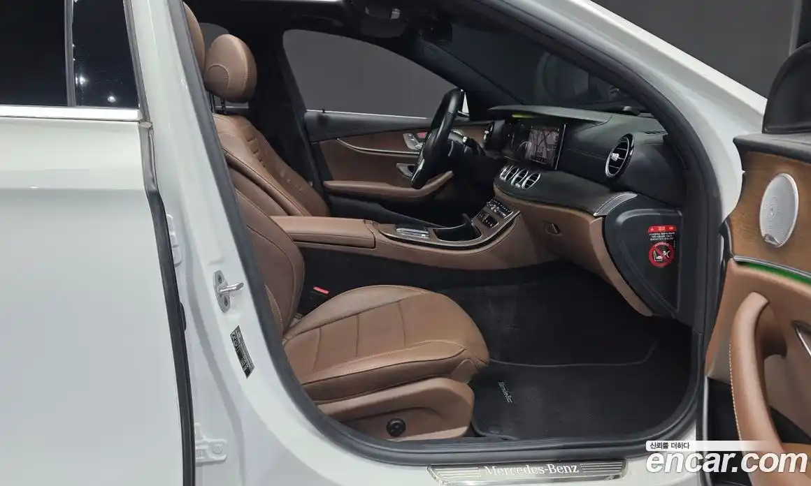 Mercedes-Benz E-Class 2021 2.0 гидро в Москве № 1690335, фото 17